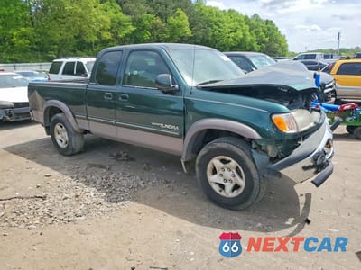 Czwarte zdjęcie samochodu z boku: 2001 TOYOTA TUNDRA ACCESS CAB LIMITED VIN:5TBRT381X1S137306 - miniatura