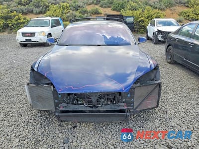 Piąte zdjęcie samochodu w środku: 2020 TESLA MODEL S VIN:5YJSA1E24LF381945 - miniatura
