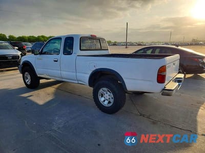 Drugie zdjęcie samochodu z przodu: 1999 TOYOTA TACOMA XTRACAB VIN:4TAWN72N4XZ515291 - miniatura