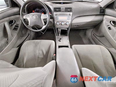 Zdjęcie 8 z 12 samochodu: 2009 TOYOTA CAMRY LE VIN:4T4BE46K99R106268 - miniatura