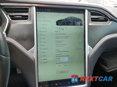 Zdjęcie 9 z 13 samochodu: 2015 TESLA MODEL S VIN:5YJSA1E23FF116082 - miniatura