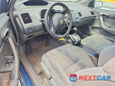 Zdjęcie 8 z 12 samochodu: 2008 HONDA CIVIC LX VIN:2HGFG12638H568281 - miniatura