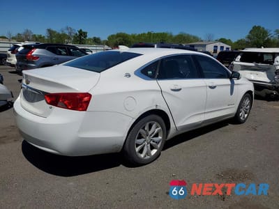 Trzecie zdjęcie samochodu z tyłu: 2018 CHEVROLET IMPALA LT VIN:2G1105S3XJ9139612 - miniatura