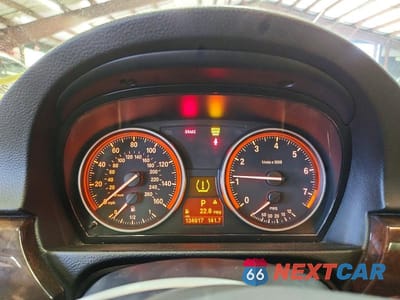 Zdjęcie 9 z 12 samochodu: 2010 BMW 328 XI SULEV VIN:WBAPK5C55AA647161 - miniatura