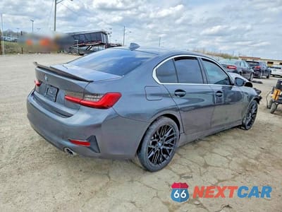 Trzecie zdjęcie samochodu z tyłu: 2021 BMW 330I VIN:3MW5R1J03M8B48023 - miniatura