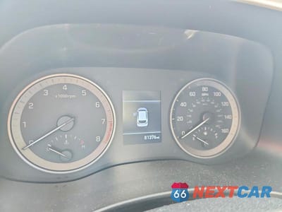 Zdjęcie 9 z 13 samochodu: 2019 HYUNDAI TUCSON SE VIN:KM8J23A48KU858289 - miniatura
