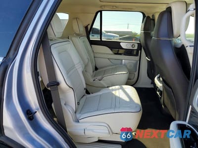 Zdjęcie 11 z 13 samochodu: 2023 LINCOLN NAVIGATOR BLACK LABEL VIN:5LMJJ2TG5PEL15856 - miniatura
