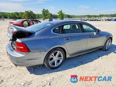 Trzecie zdjęcie samochodu z tyłu: 2019 VOLVO S90 T5 MOMENTUM VIN:LVY102AK8KP106313 - miniatura