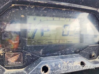 Zdjęcie 8 z 10 samochodu: 2021 HONDA TALON 1000 UTILITY VEHICLE VIN:1HFVE0578M4202344 - miniatura