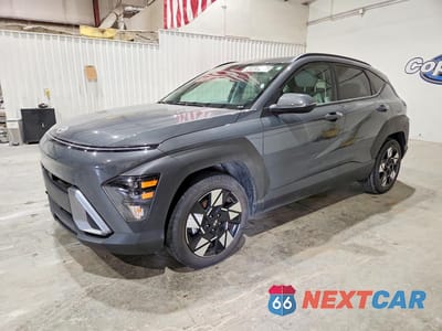 2025 HYUNDAI KONA SEL KM8HB3AB3SU272550 - główne zdjęcie licytacji z USA - miniatura