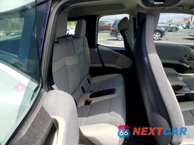 Zdjęcie 10 z 12 samochodu: 2016 BMW I3 VIN:WBY1Z2C59GV556879 - miniatura