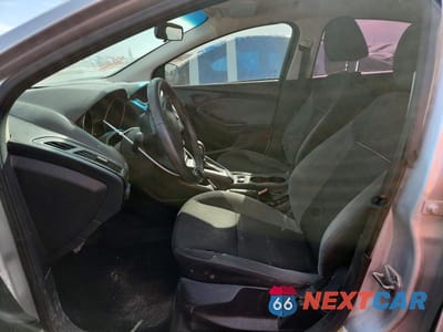 Zdjęcie 7 z 12 samochodu: 2012 FORD FOCUS SE VIN:1FAHP3F25CL235110 - miniatura