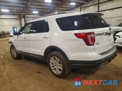 Drugie zdjęcie samochodu z przodu: 2018 FORD EXPLORER XLT VIN:1FM5K8D85JGC35545 - miniatura