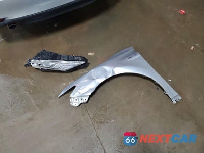 Zdjęcie 12 z 13 samochodu: 2019 TOYOTA CAMRY HYBRID XLE VIN:4T1B21HK0KU012915 - miniatura