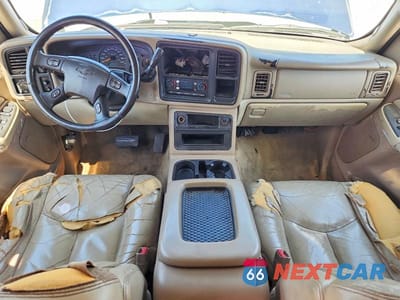 Zdjęcie 8 z 13 samochodu: 2003 CHEVROLET SUBURBAN K1500 VIN:1GNFK16T33J188790 - miniatura