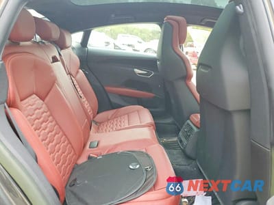 Zdjęcie 10 z 12 samochodu: 2022 AUDI E-TRON GT PREMIUM PLUS VIN:WAUFJBFW2N7009521 - miniatura