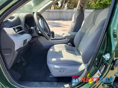 Zdjęcie 7 z 14 samochodu: 2023 TOYOTA HIGHLANDER L VIN:5TDKDRAH4PS500871 - miniatura