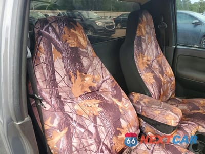 Zdjęcie 10 z 13 samochodu: 2009 CHEVROLET COLORADO VIN:1GCCS149298105420 - miniatura