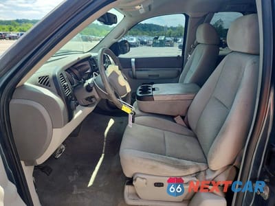 Zdjęcie 7 z 12 samochodu: 2007 GMC NEW SIERRA K1500 VIN:1GTEK19067Z567120 - miniatura