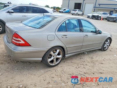 Trzecie zdjęcie samochodu z tyłu: 2006 MERCEDES-BENZ C 230 VIN:WDBRF52H36F823466 - miniatura