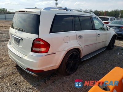 Trzecie zdjęcie samochodu z tyłu: 2012 MERCEDES-BENZ GL 550 4MATIC VIN:4JGBF8GE4CA778139 - miniatura