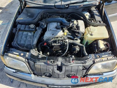Zdjęcie 11 z 12 samochodu: 1995 MERCEDES-BENZ C 220 VIN:WDBHA22E1SF229693 - miniatura