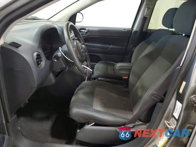 Zdjęcie 7 z 13 samochodu: 2012 JEEP COMPASS SPORT VIN:1C4NJDBB0CD705497 - miniatura