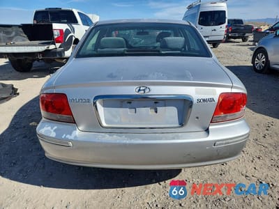 Zdjęcie 6 z 12 samochodu: 2005 HYUNDAI SONATA GLS VIN:KMHWF35H25A110845 - miniatura