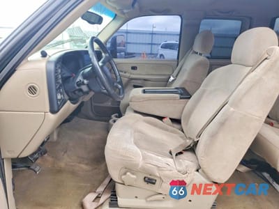 Zdjęcie 7 z 12 samochodu: 2001 CHEVROLET SILVERADO K2500 HEAVY DUTY VIN:1GCHK29U81E191153 - miniatura