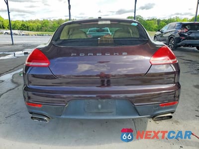 Zdjęcie 6 z 12 samochodu: 2014 PORSCHE PANAMERA 2 VIN:WP0AA2A74EL011520 - miniatura