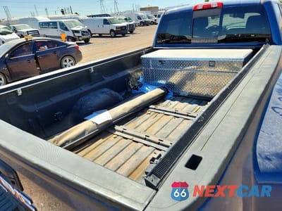 Zdjęcie 10 z 13 samochodu: 2015 GMC SIERRA K3500 SLT VIN:1GT423E89FF669563 - miniatura
