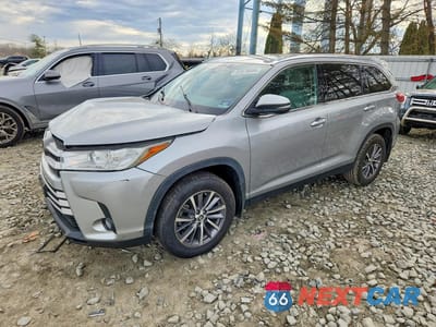 2019 TOYOTA HIGHLANDER XLE 5TDJZRFH6KS588840 - główne zdjęcie licytacji z USA - miniatura