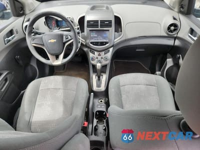 Zdjęcie 8 z 11 samochodu: 2014 CHEVROLET SONIC LS VIN:1G1JA5SH1E4182981 - miniatura