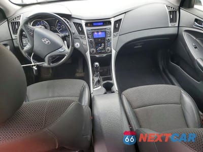 Zdjęcie 8 z 12 samochodu: 2012 HYUNDAI SONATA SE 2.0T VIN:5NPEC4AB6CH446424 - miniatura