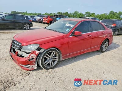 2014 MERCEDES-BENZ C 250 WDDGF4HBXEA938170 - główne zdjęcie licytacji z USA - miniatura