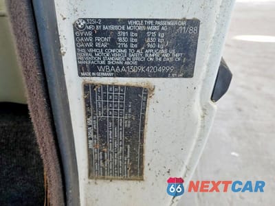 Zdjęcie 12 z 12 samochodu: 1989 BMW 325 I VIN:WBAAA1309K4204999 - miniatura