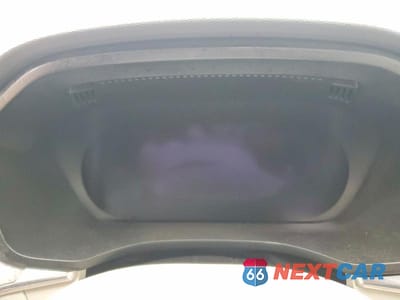 Zdjęcie 9 z 12 samochodu: 2023 VOLVO XC60 PLUS VIN:YV4L12RE5P1265213 - miniatura