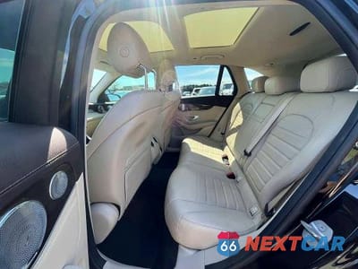 Zdjęcie 9 z 10 samochodu: 2018 MERCEDES-BENZ GLC 43 4MATIC AMG VIN:WDC0G6EB5JV025354 - miniatura