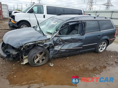 2004 VOLKSWAGEN PASSAT GLX 4MOTION WVWYH63B84E086968 - główne zdjęcie licytacji z USA - miniatura