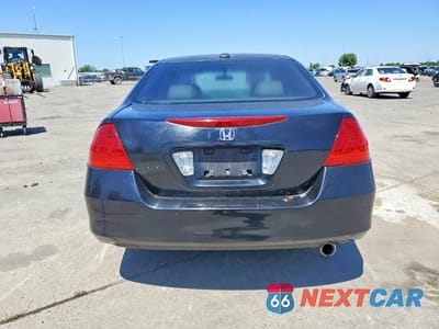 Zdjęcie 6 z 12 samochodu: 2007 HONDA ACCORD EX VIN:JHMCM568X7C002065 - miniatura
