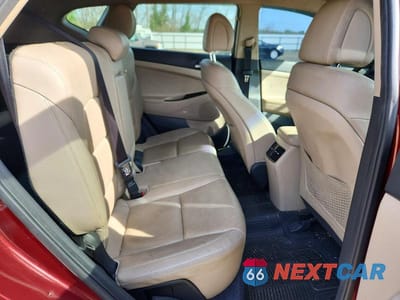 Zdjęcie 11 z 13 samochodu: 2017 HYUNDAI TUCSON SE PLUS VIN:KM8J33A41HU420204 - miniatura