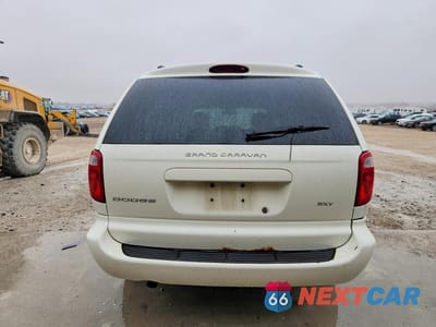 Zdjęcie 6 z 13 samochodu: 2005 DODGE GRAND CARAVAN SXT VIN:2D4GP44L65R203822 - miniatura