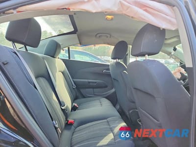 Zdjęcie 10 z 12 samochodu: 2017 CHEVROLET SONIC VIN:1G1JD5SG7H4105261 - miniatura