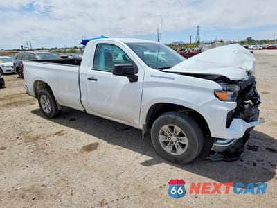 Czwarte zdjęcie samochodu z boku: 2023 CHEVROLET SILVERADO C1500 VIN:3GCNAAED2PG308099 - miniatura