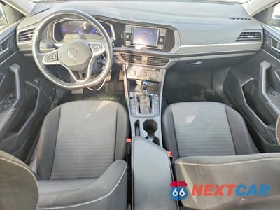 Zdjęcie 8 z 11 samochodu: 2024 VOLKSWAGEN JETTA S VIN:3VW5M7BU8RM040305 - miniatura