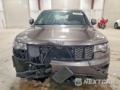 Piąte zdjęcie samochodu w środku: 2017 JEEP GRAND CHEROKEE LAREDO VIN:1C4RJFAG8HC729263 - miniatura