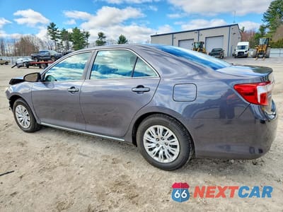 Drugie zdjęcie samochodu z przodu: 2014 TOYOTA CAMRY HYBRID LE VIN:4T1BD1FK1EU101782 - miniatura