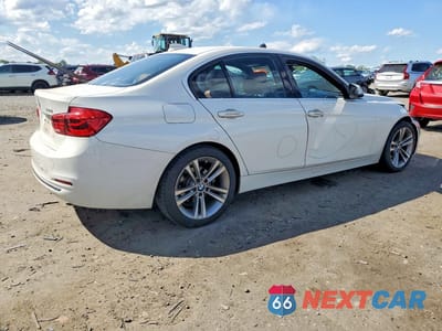 Trzecie zdjęcie samochodu z tyłu: 2017 BMW 330 XI VIN:WBA8D9G34HNU62052 - miniatura