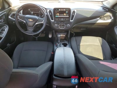 Zdjęcie 8 z 12 samochodu: 2016 CHEVROLET MALIBU LT VIN:1G1ZE5ST5GF205326 - miniatura