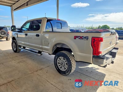 Drugie zdjęcie samochodu z przodu: 2018 FORD F250 SUPER DUTY VIN:1FT7W2BT7JEC23768 - miniatura